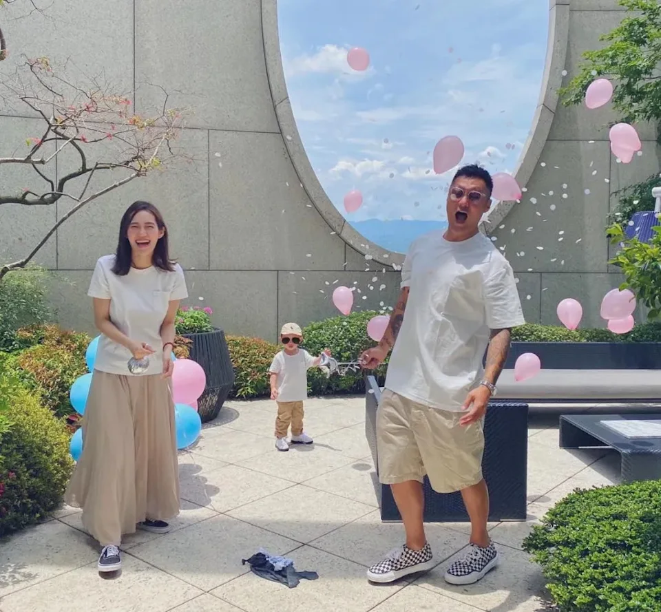 余文樂離婚了。(圖/翻攝自王棠云臉書)