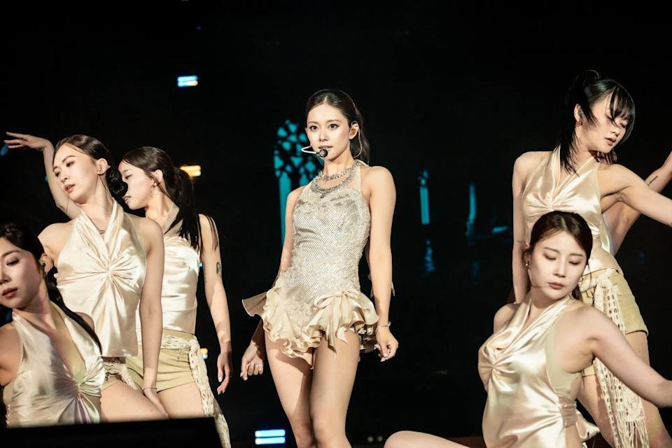 TWICE 周子瑜