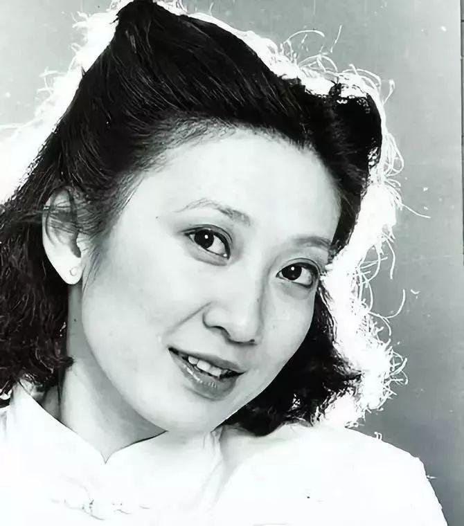 施南生病逝