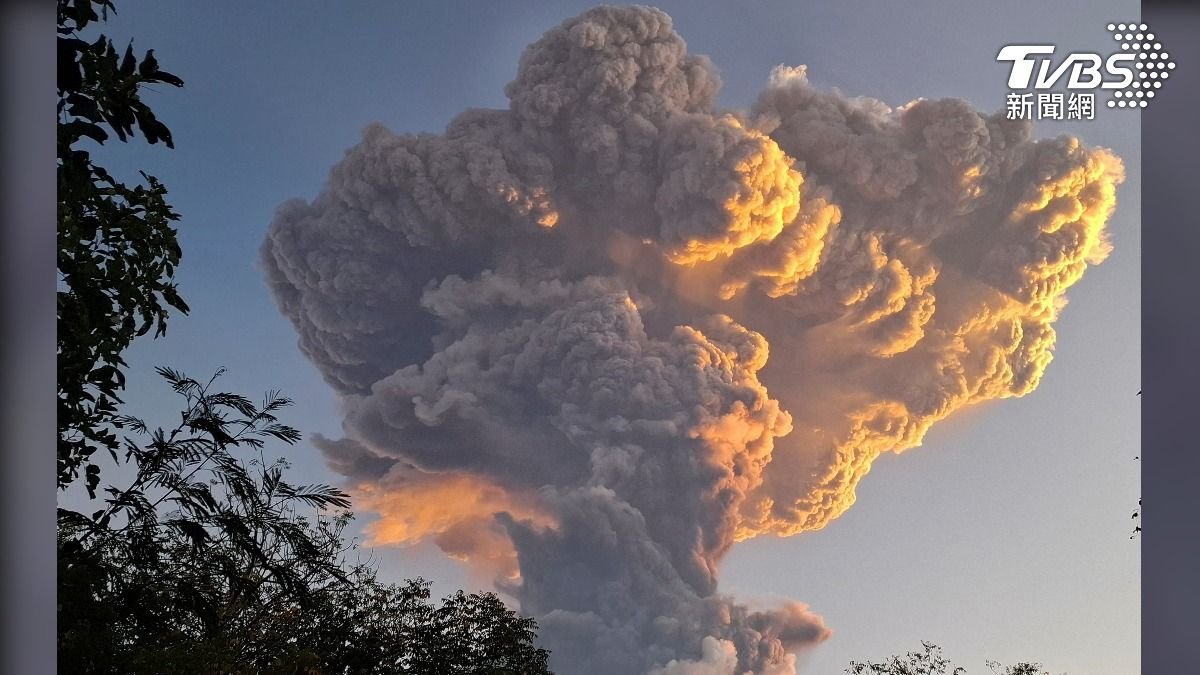 印尼火山爆發