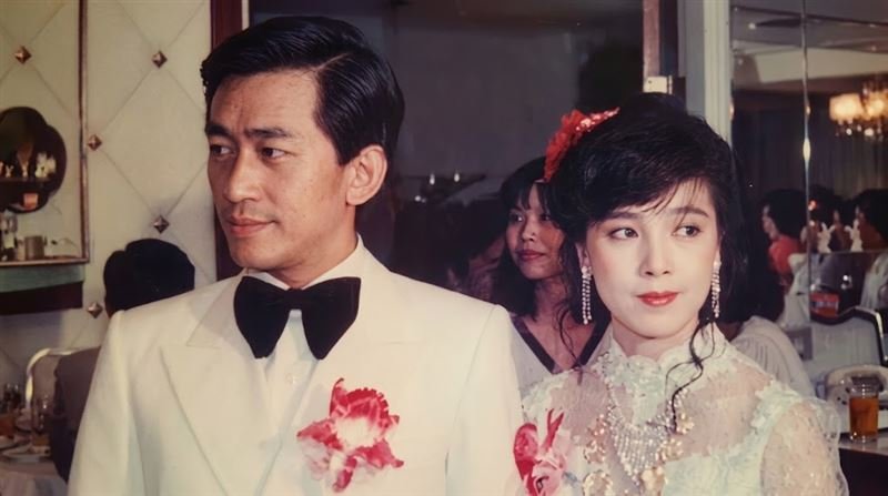 許純美